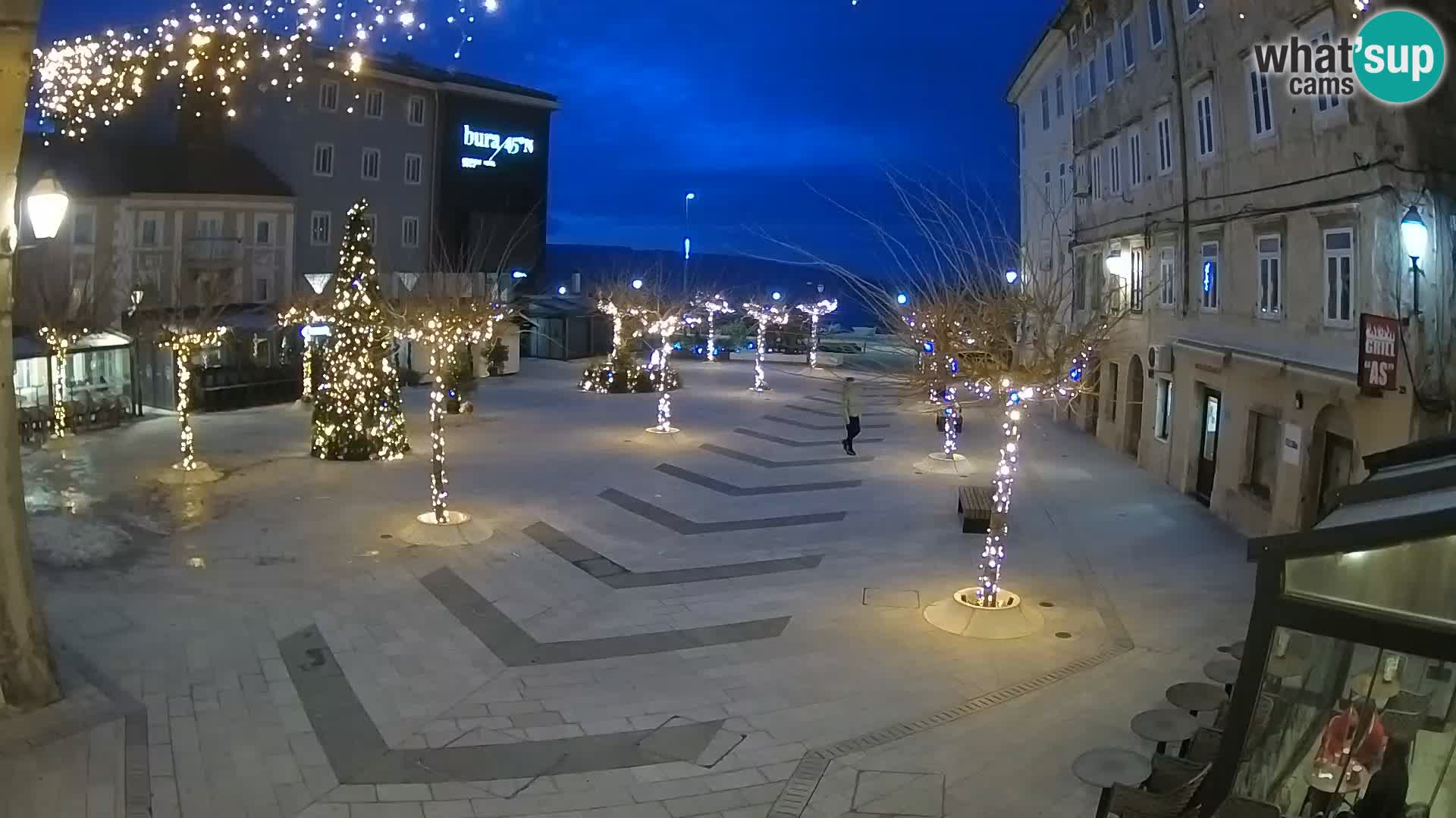 Zentrum der Stadt Senj – Pavlin platz – Live Cam Dalmatia