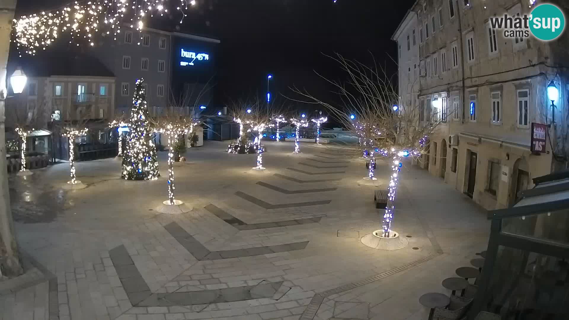 Center mesta Senj – Pavlinski trg – spletne kamere Dalmacija