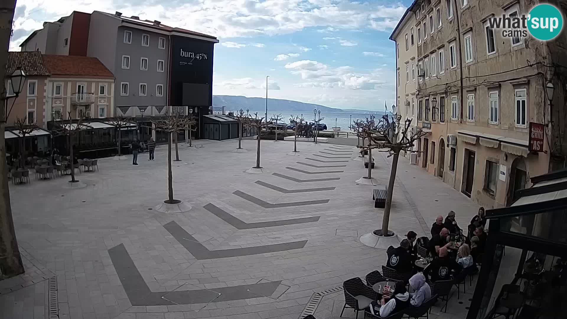 Center of Senj city – Pavlin square – Live Cam Dalmatia