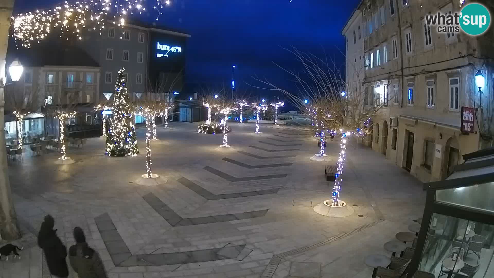 Zentrum der Stadt Senj – Pavlin platz – Live Cam Dalmatia