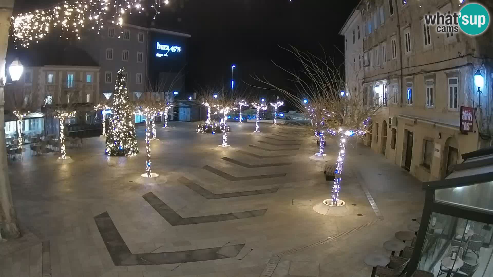 Centro de la ciudad de Senj – plaza Pavlin – Live Cam Dalmacia
