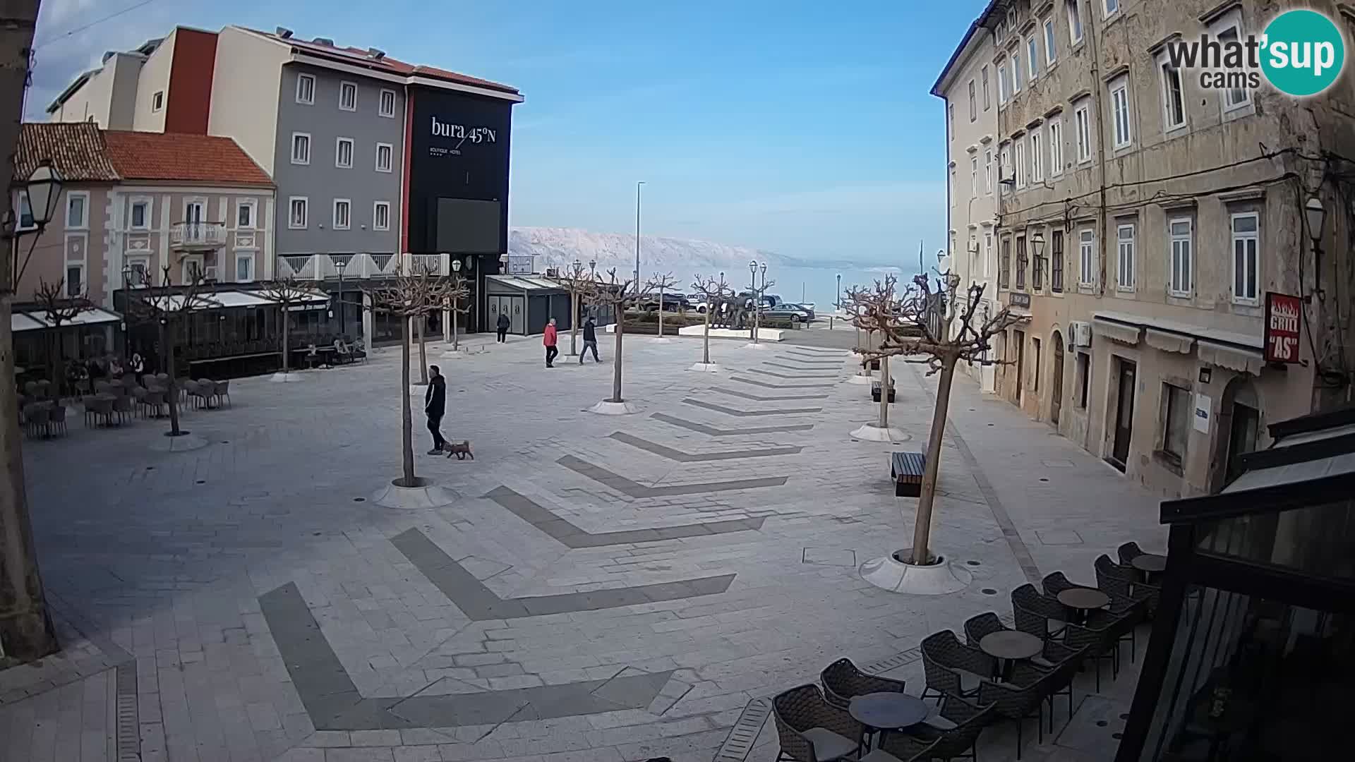 Zentrum der Stadt Senj – Pavlin platz – Live Cam Dalmatia