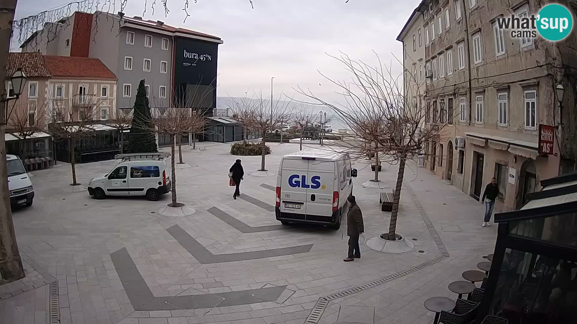 Centro de la ciudad de Senj – plaza Pavlin – Live Cam Dalmacia