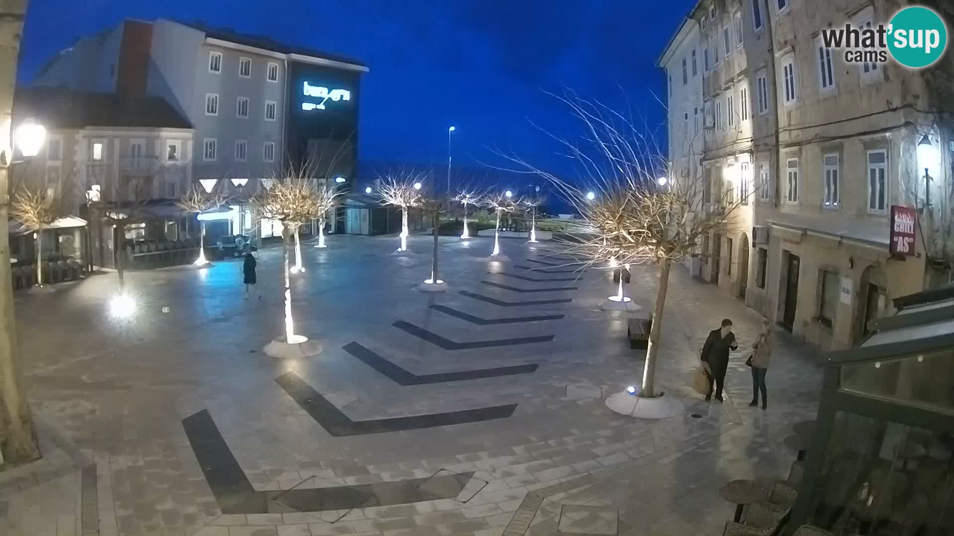 Center mesta Senj – Pavlinski trg – spletne kamere Dalmacija