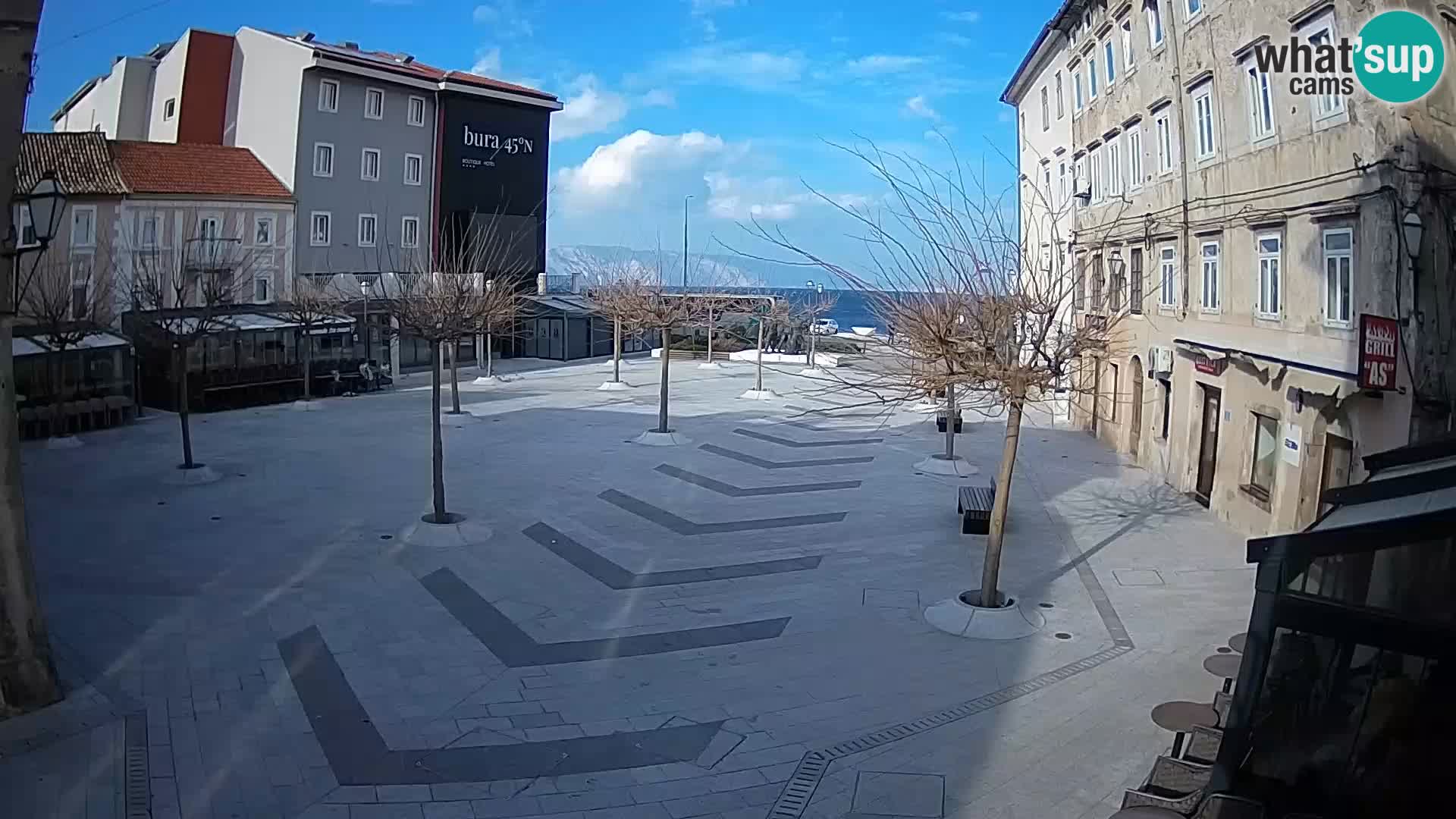 Centre de la ville de Senj – Place Pavlin – Live Cam Dalmatie