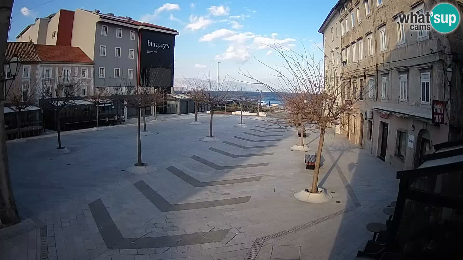 Centro de la ciudad de Senj – plaza Pavlin – Live Cam Dalmacia