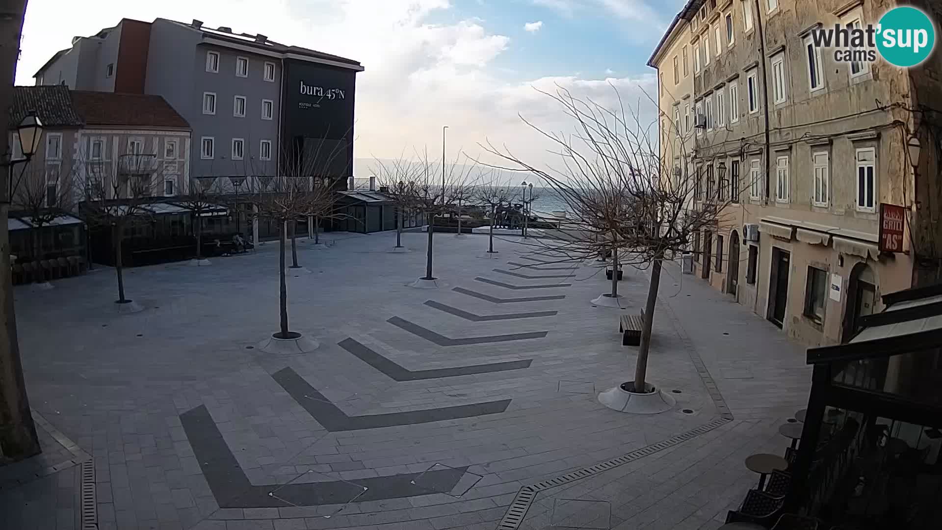 Centre de la ville de Senj – Place Pavlin – Live Cam Dalmatie