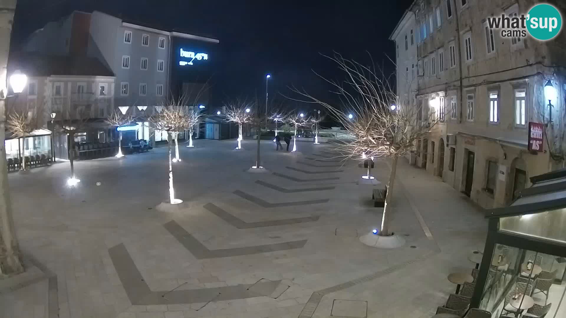 Zentrum der Stadt Senj – Pavlin platz – Live Cam Dalmatia
