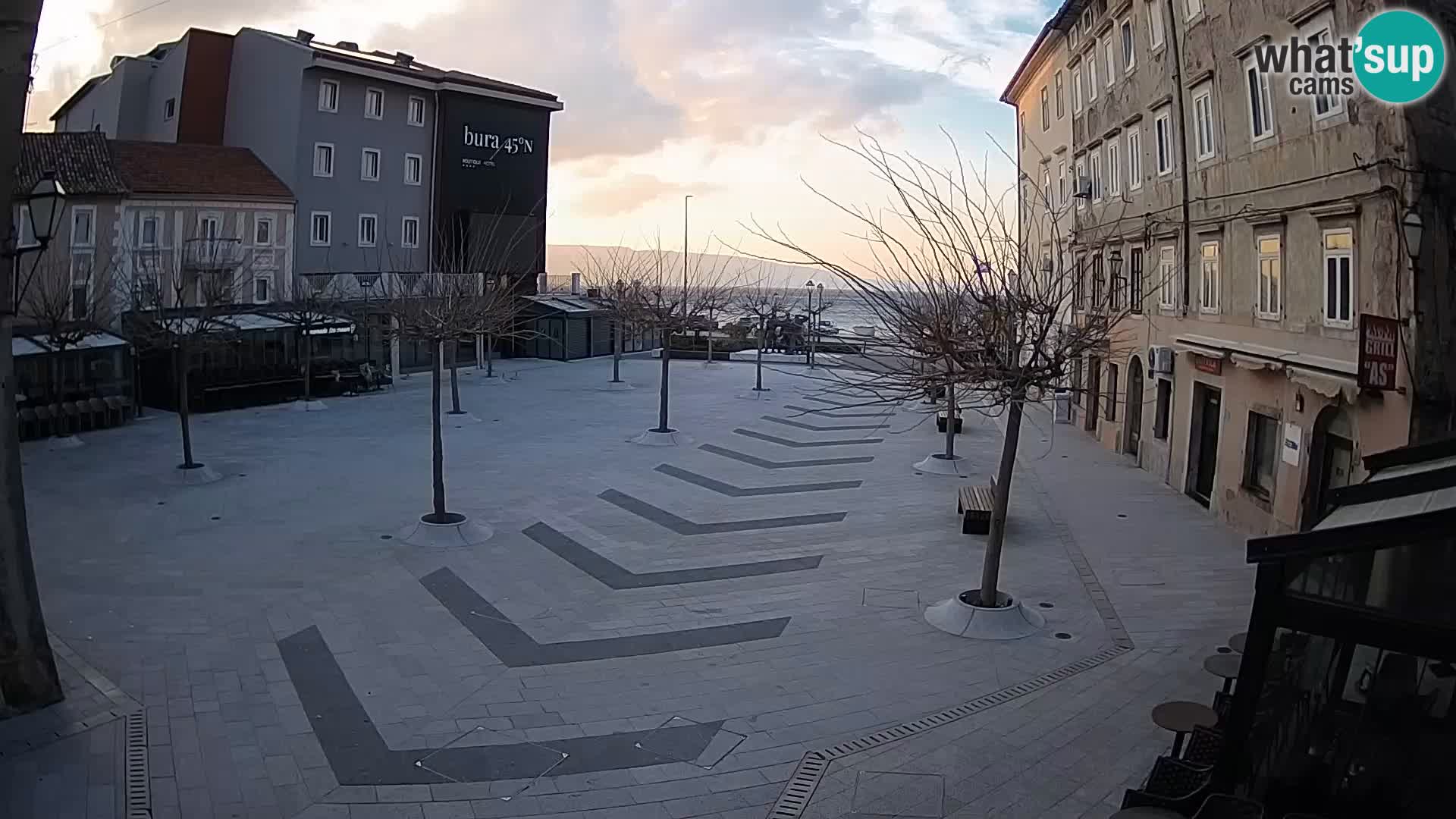 Centro della città di Senj – Piazza Pavlin – Live Cam Dalmazia