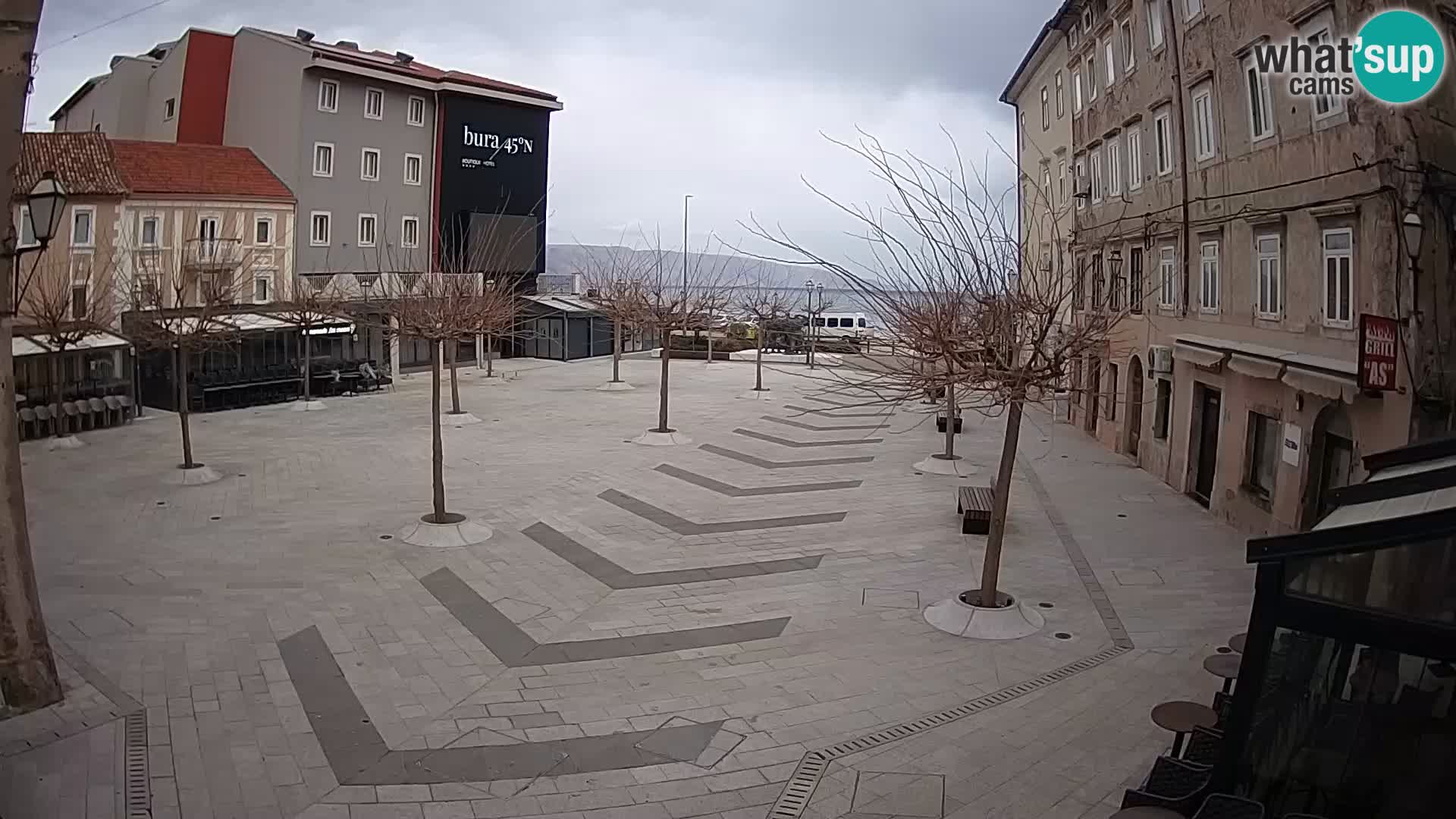 Centro de la ciudad de Senj – plaza Pavlin – Live Cam Dalmacia