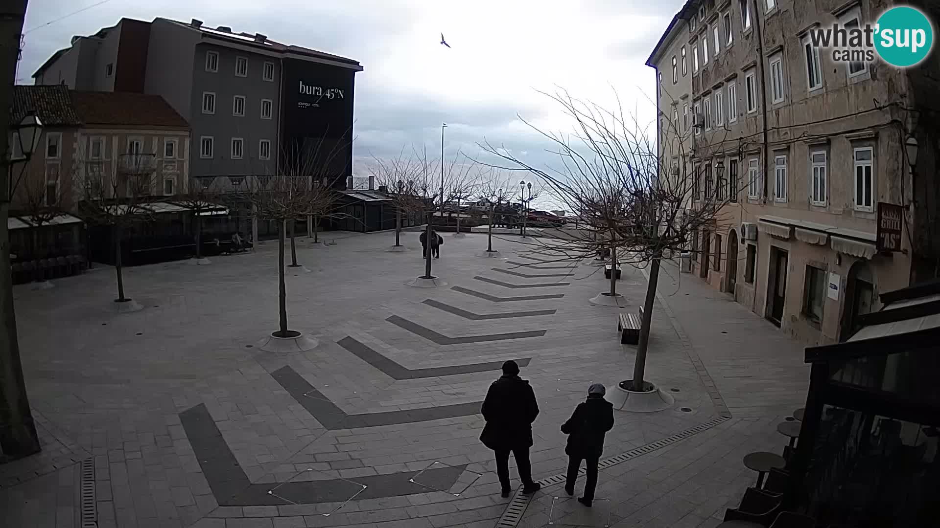 Center mesta Senj – Pavlinski trg – spletne kamere Dalmacija