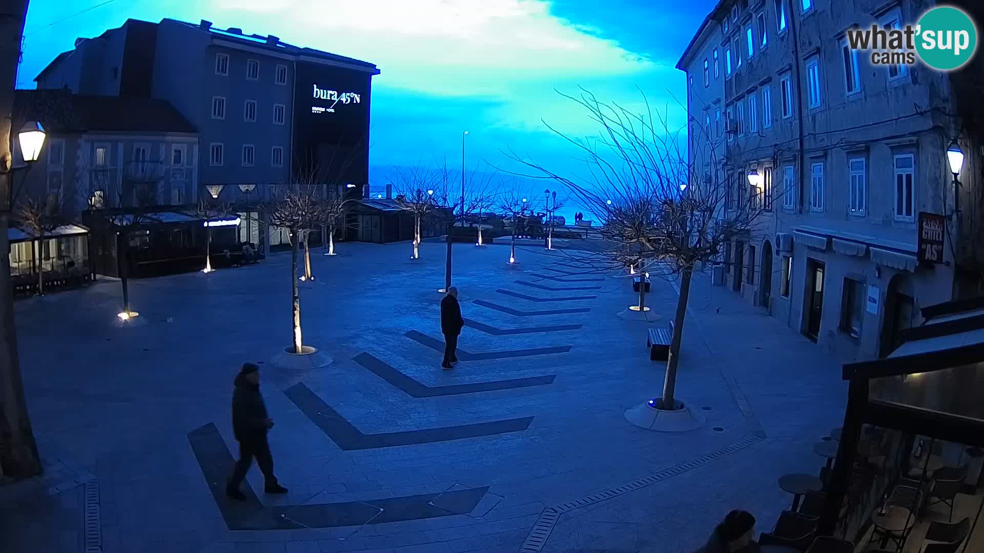 Center mesta Senj – Pavlinski trg – spletne kamere Dalmacija