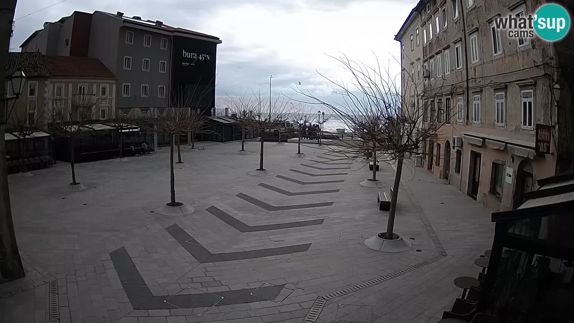 Centre de la ville de Senj – Place Pavlin – Live Cam Dalmatie