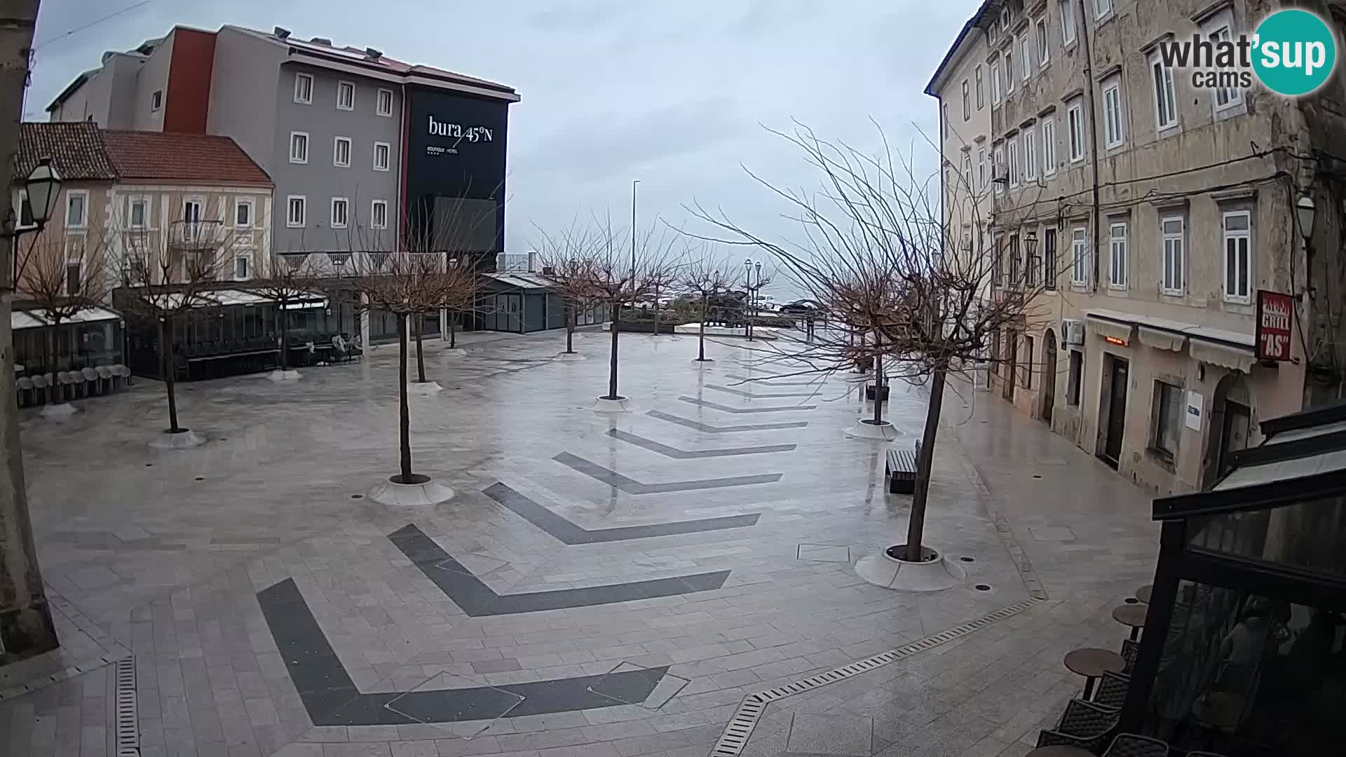 Centro de la ciudad de Senj – plaza Pavlin – Live Cam Dalmacia