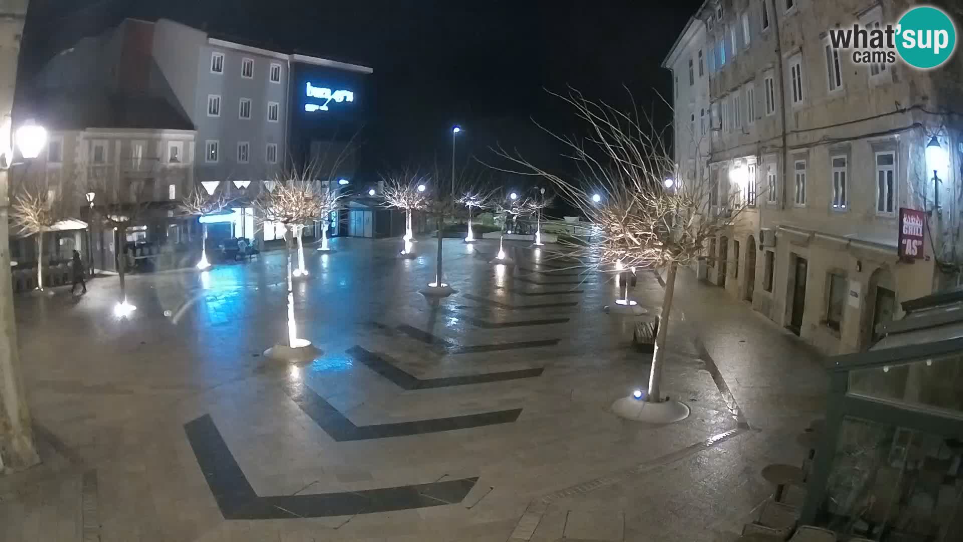 Centro de la ciudad de Senj – plaza Pavlin – Live Cam Dalmacia