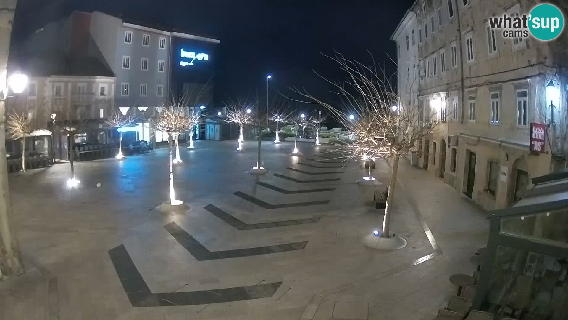 Center mesta Senj – Pavlinski trg – spletne kamere Dalmacija