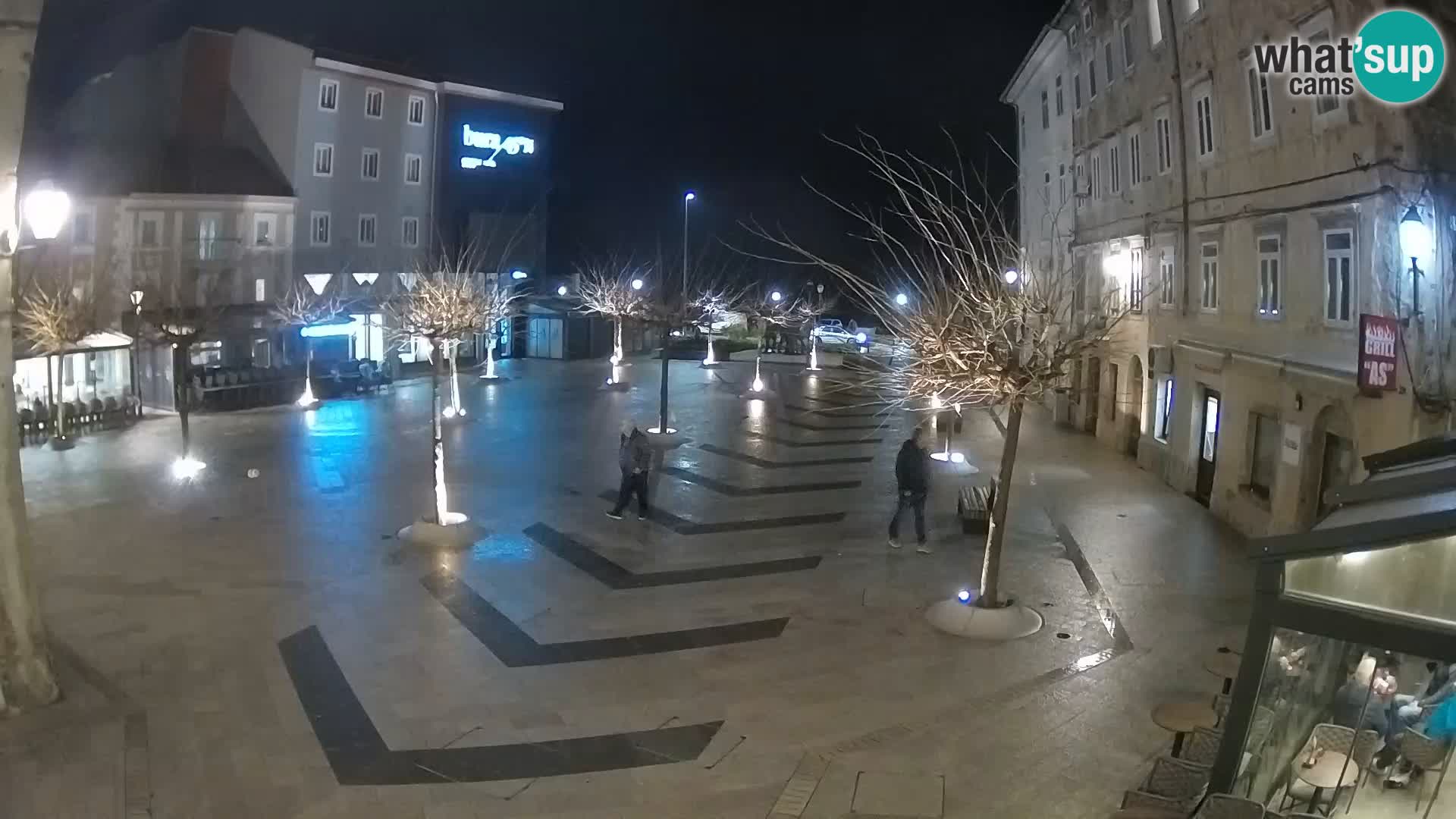 Zentrum der Stadt Senj – Pavlin platz – Live Cam Dalmatia
