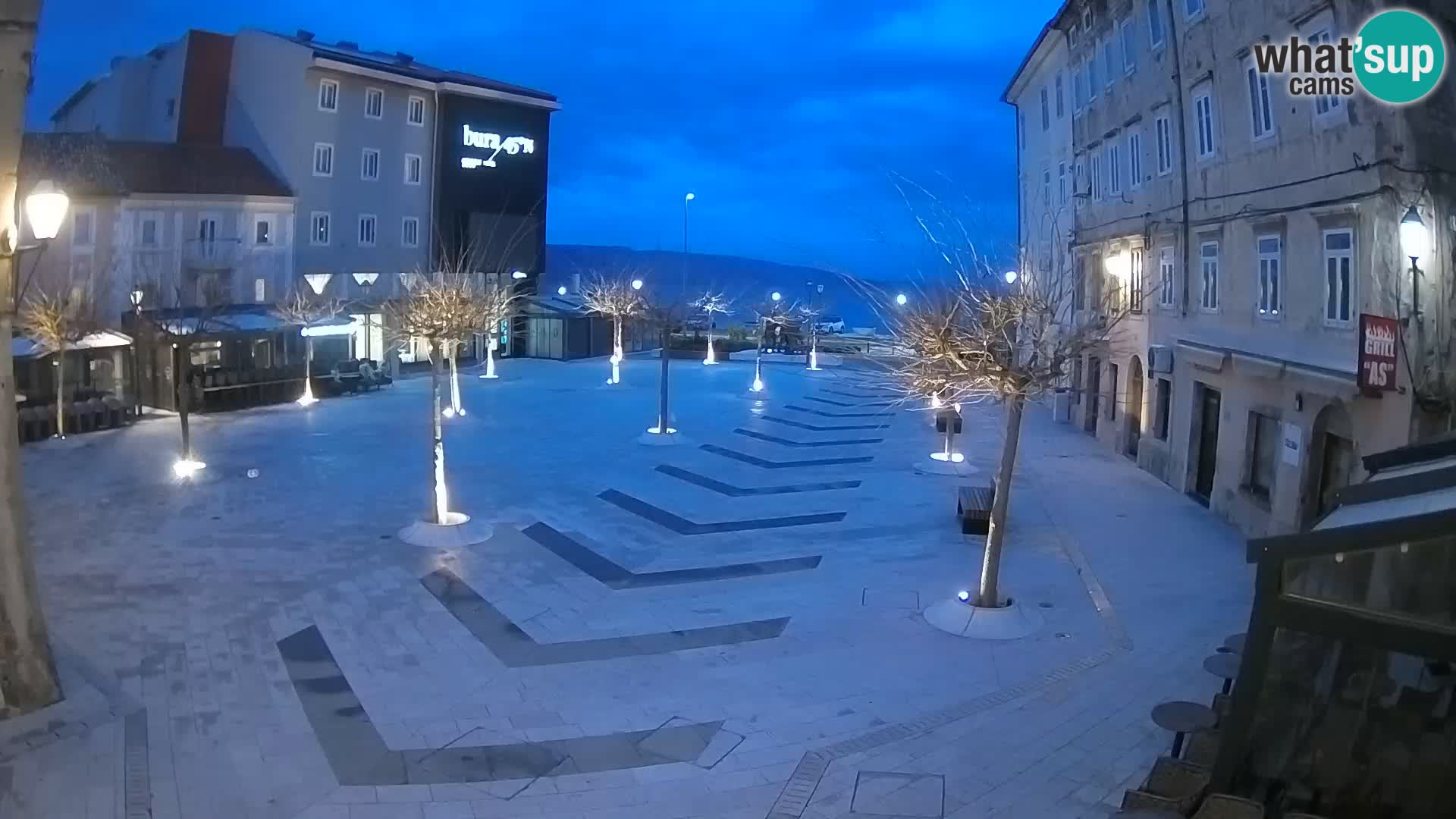 Centro de la ciudad de Senj – plaza Pavlin – Live Cam Dalmacia