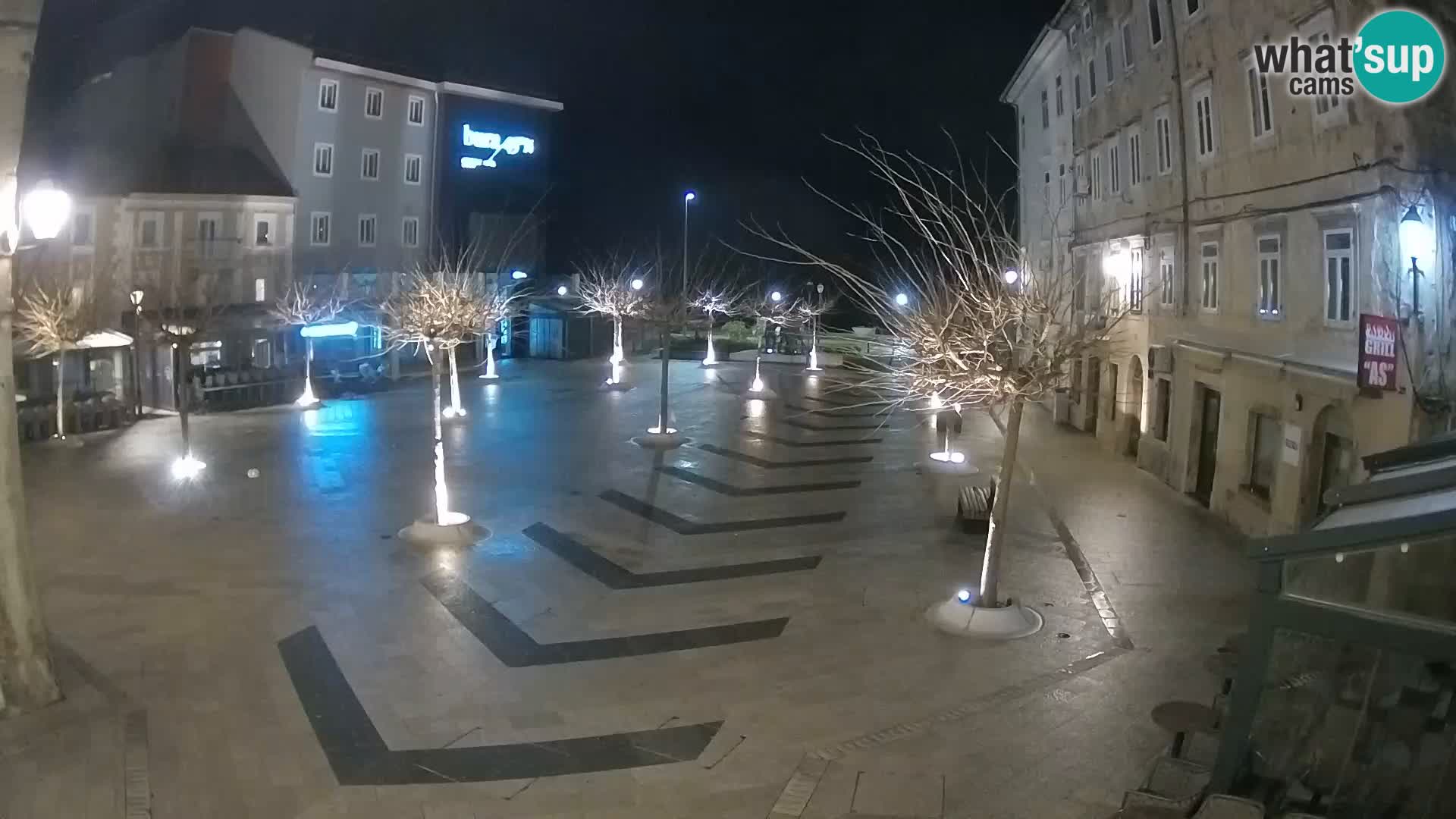 Centro de la ciudad de Senj – plaza Pavlin – Live Cam Dalmacia