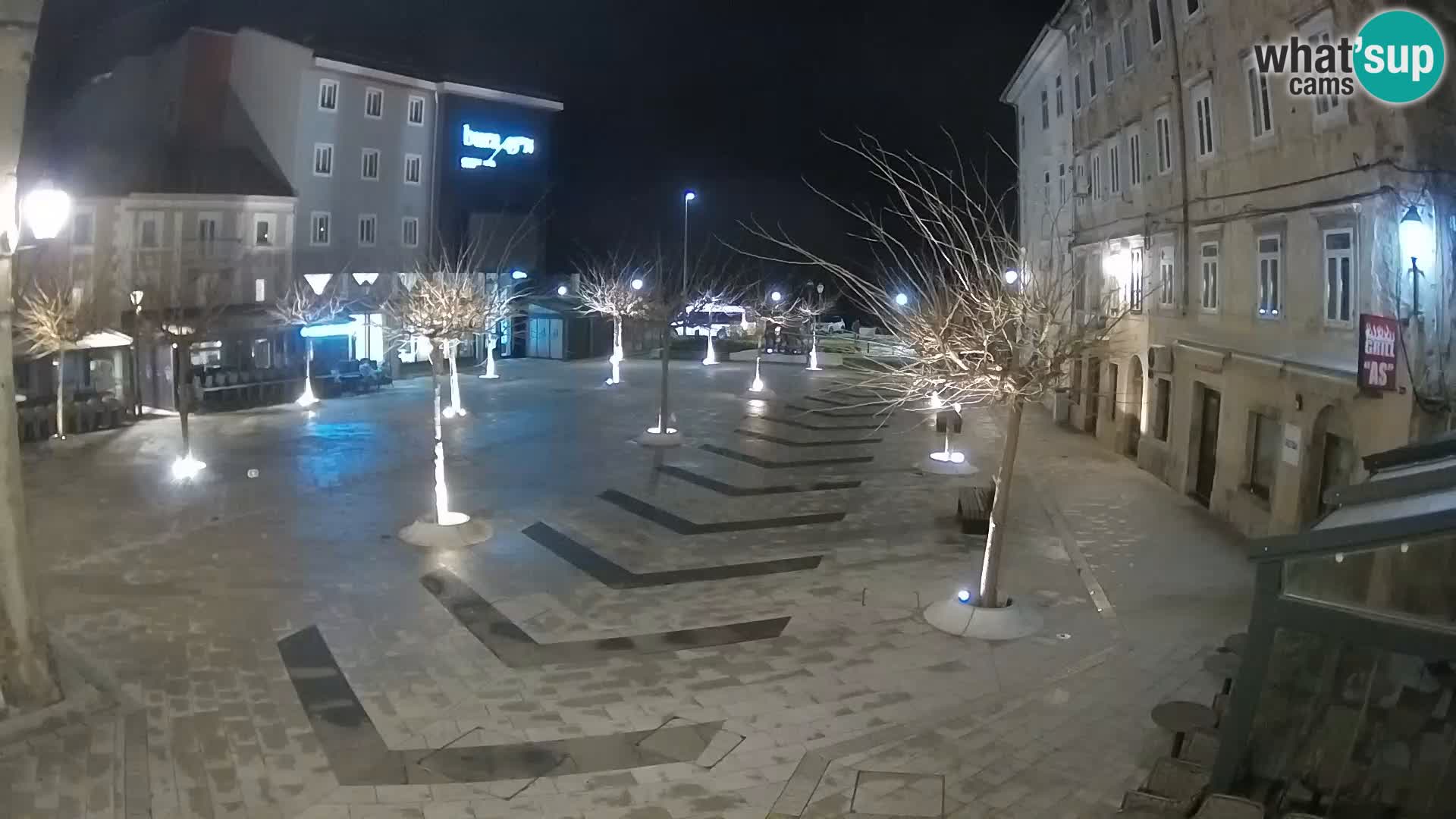 Centro de la ciudad de Senj – plaza Pavlin – Live Cam Dalmacia
