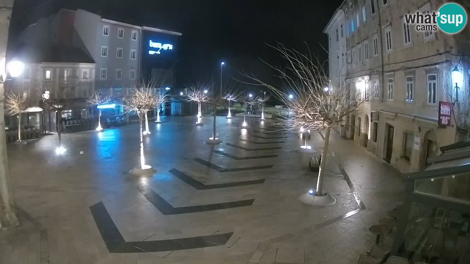 Zentrum der Stadt Senj – Pavlin platz – Live Cam Dalmatia