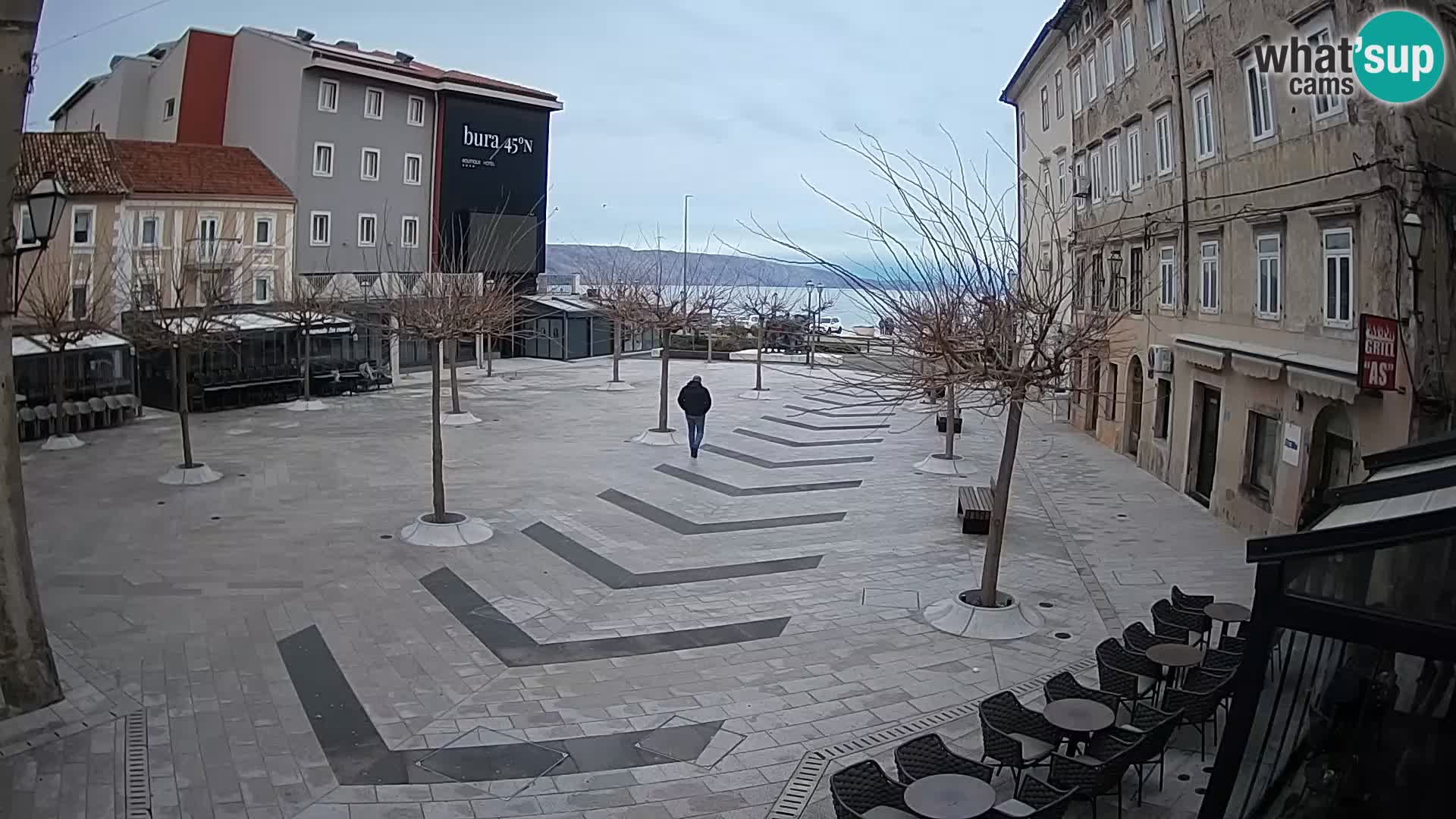 Centro de la ciudad de Senj – plaza Pavlin – Live Cam Dalmacia
