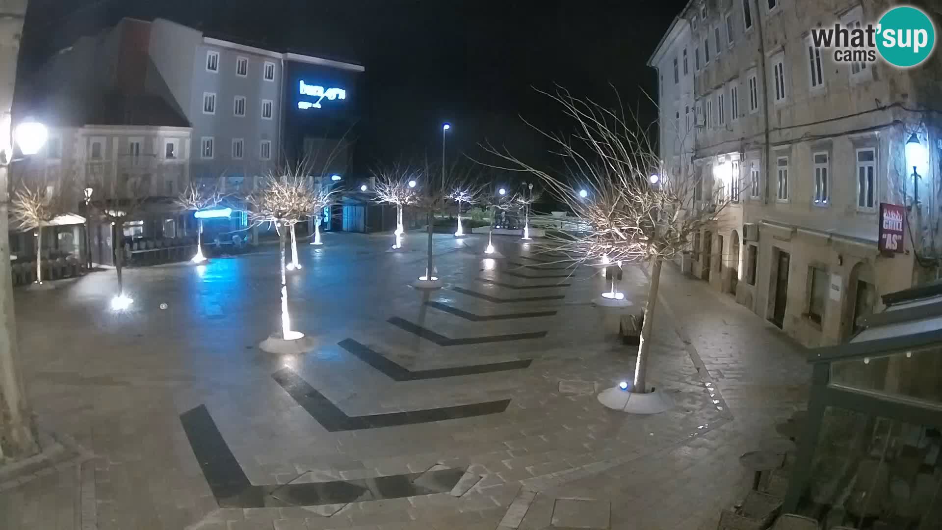 Zentrum der Stadt Senj – Pavlin platz – Live Cam Dalmatia