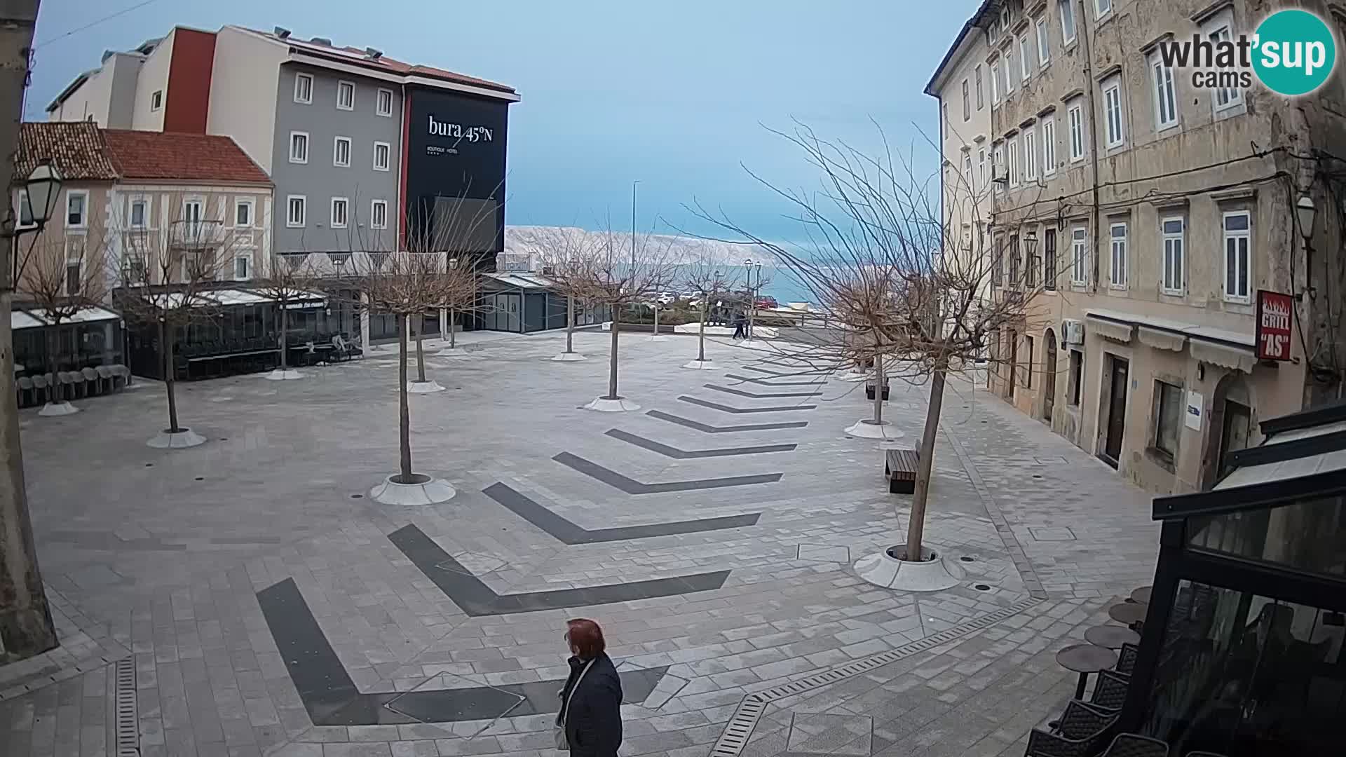 Center mesta Senj – Pavlinski trg – spletne kamere Dalmacija