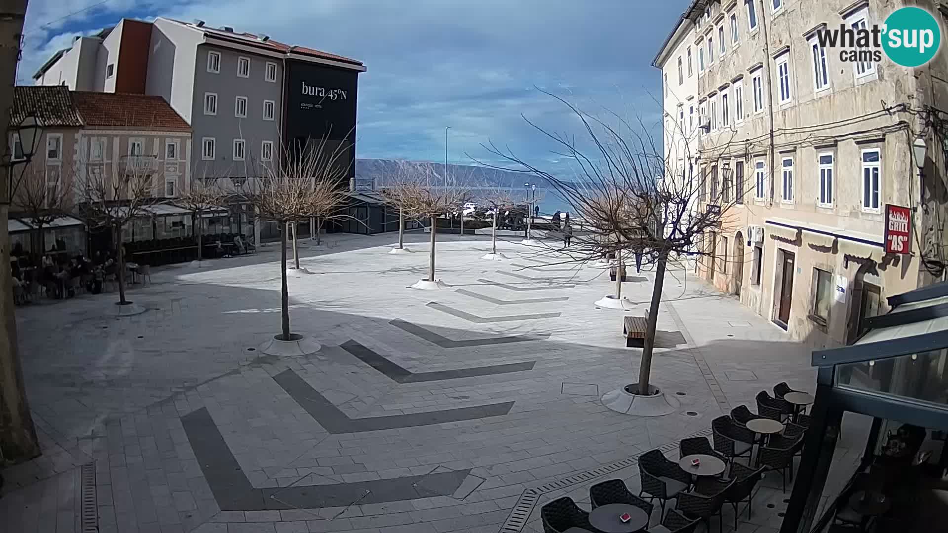 Center mesta Senj – Pavlinski trg – spletne kamere Dalmacija