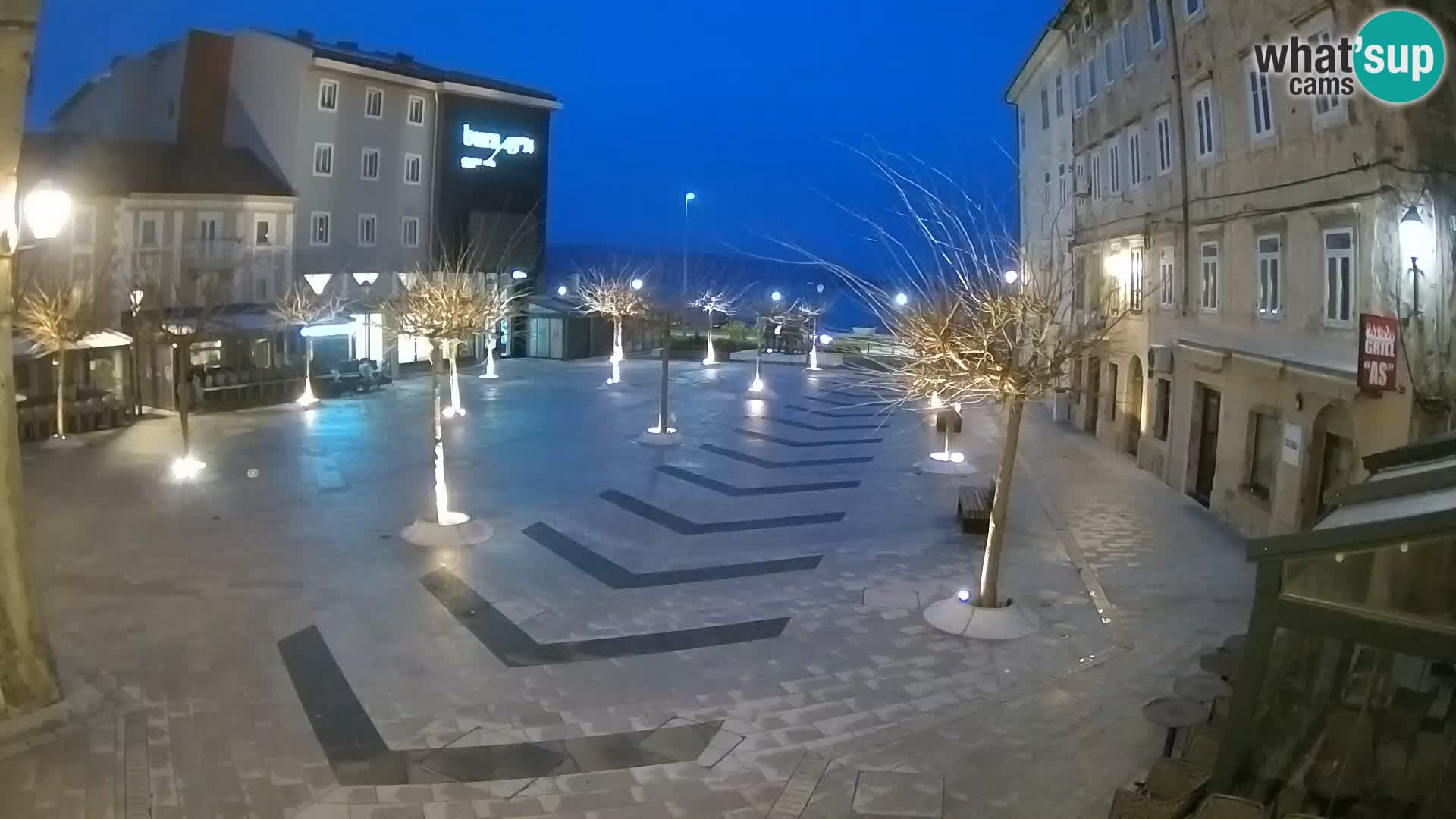 Centro de la ciudad de Senj – plaza Pavlin – Live Cam Dalmacia