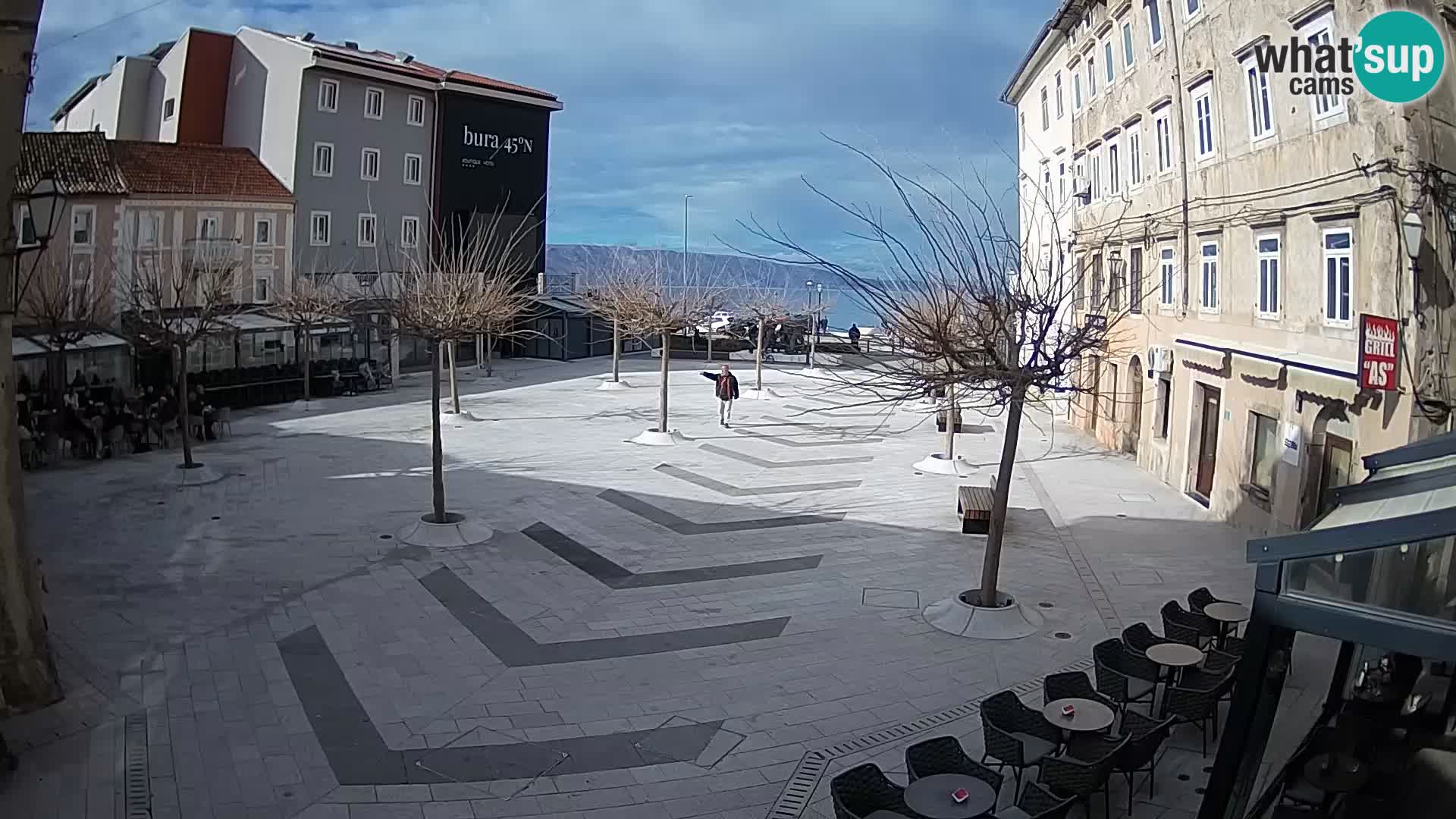 Centro de la ciudad de Senj – plaza Pavlin – Live Cam Dalmacia