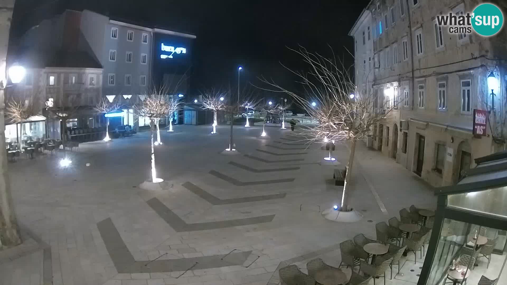 Zentrum der Stadt Senj – Pavlin platz – Live Cam Dalmatia