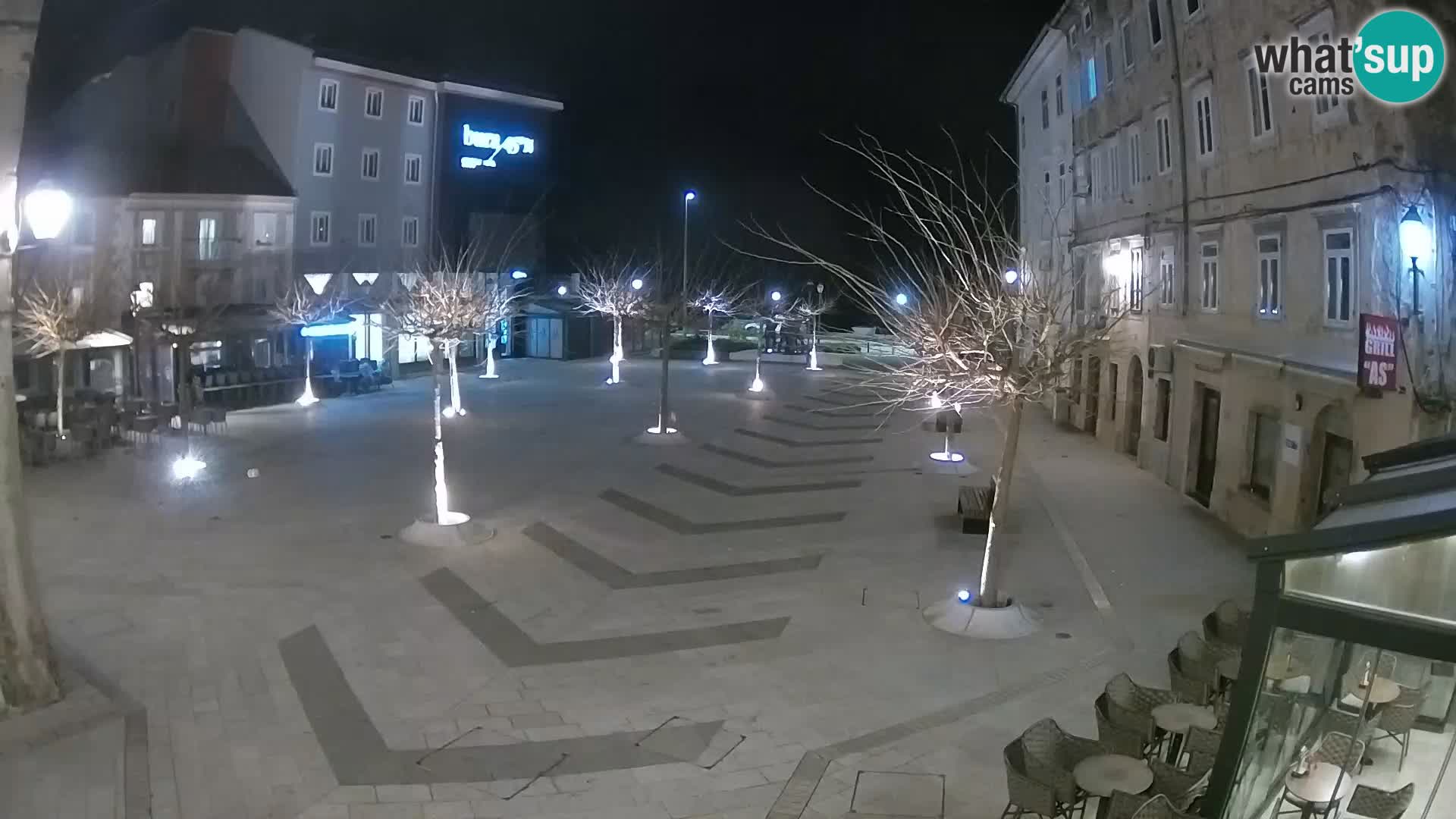 Zentrum der Stadt Senj – Pavlin platz – Live Cam Dalmatia