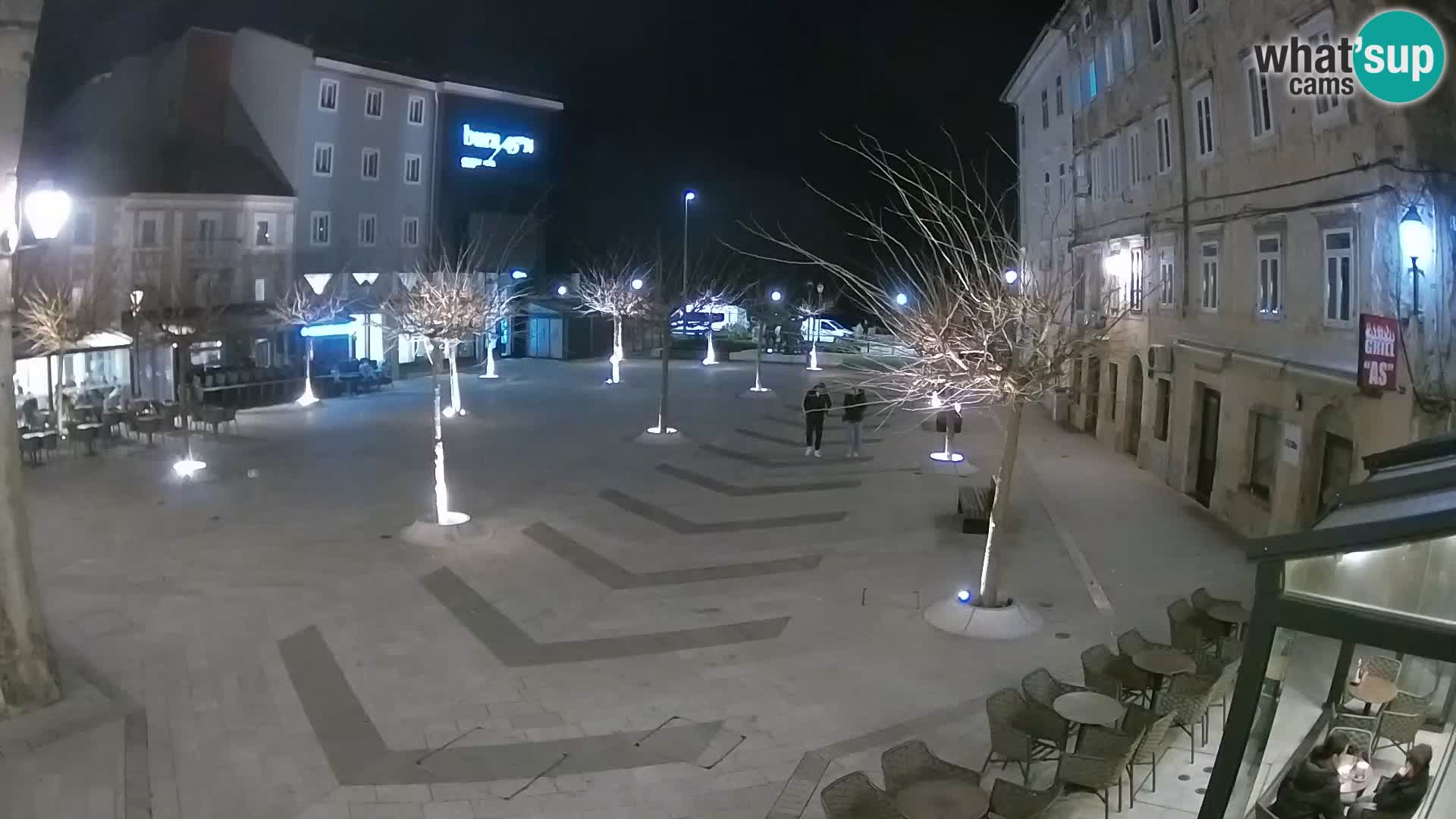 Zentrum der Stadt Senj – Pavlin platz – Live Cam Dalmatia