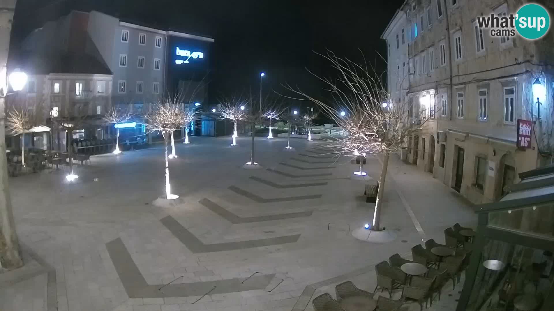 Centro de la ciudad de Senj – plaza Pavlin – Live Cam Dalmacia