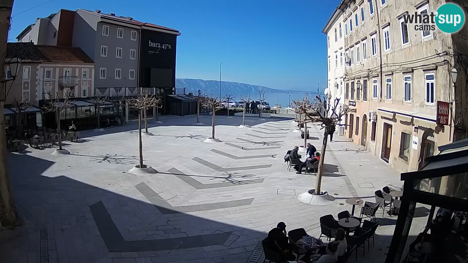 Centro de la ciudad de Senj – plaza Pavlin – Live Cam Dalmacia