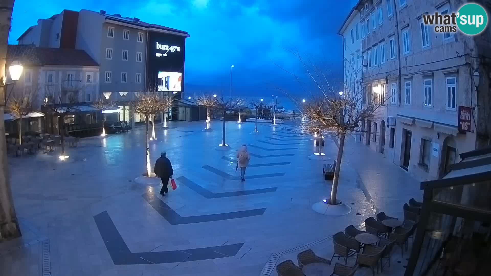 Center mesta Senj – Pavlinski trg – spletne kamere Dalmacija