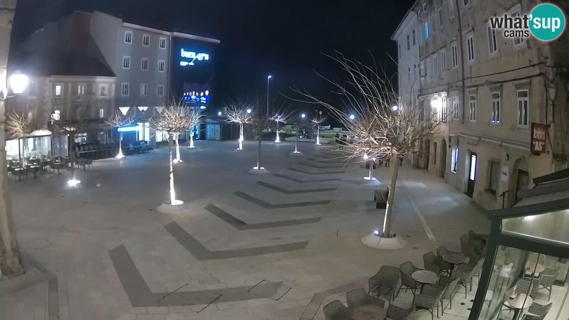 Zentrum der Stadt Senj – Pavlin platz – Live Cam Dalmatia