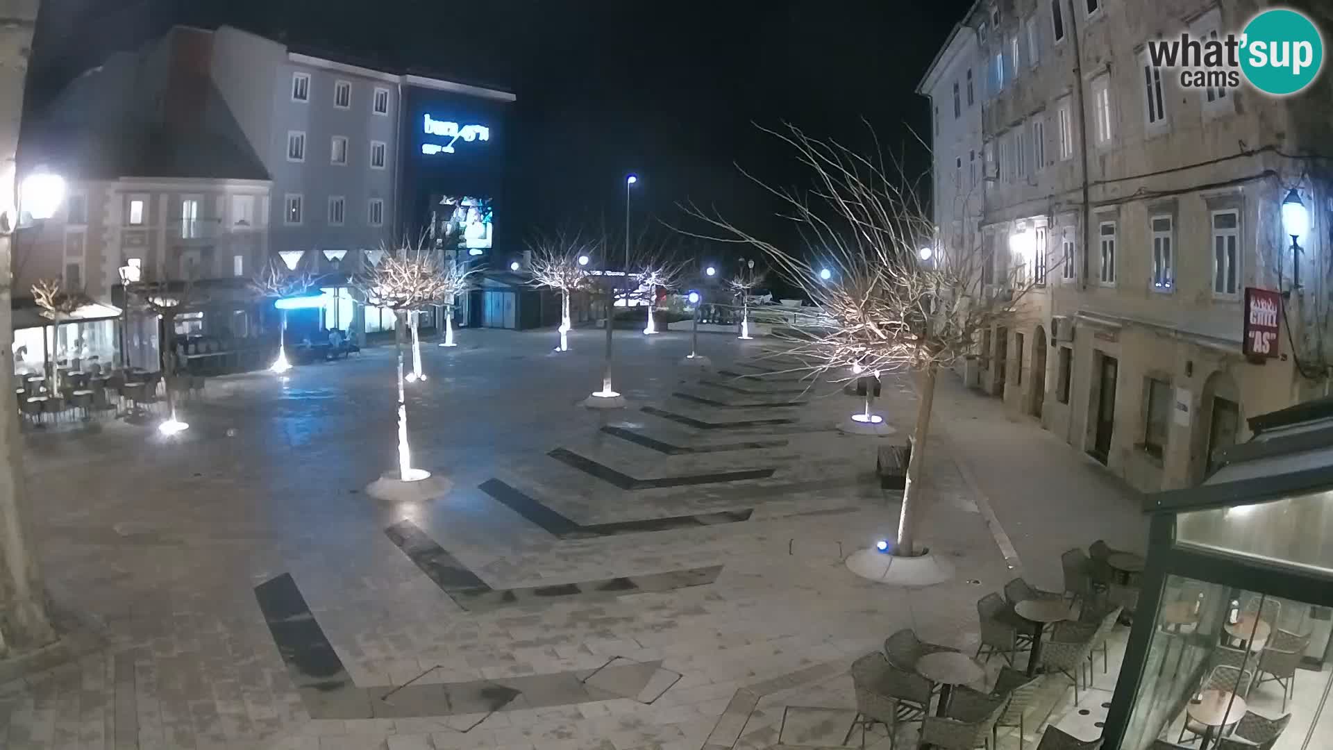 Zentrum der Stadt Senj – Pavlin platz – Live Cam Dalmatia