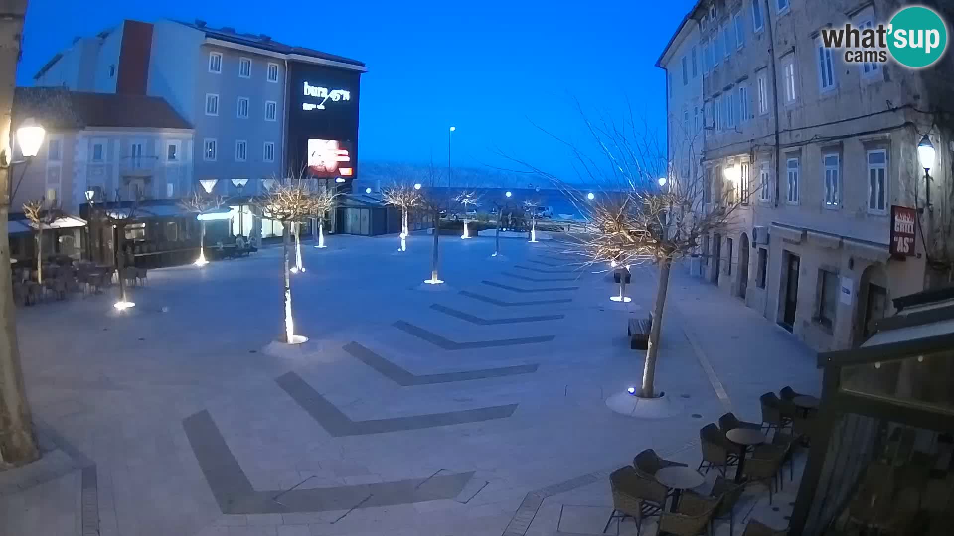 Center mesta Senj – Pavlinski trg – spletne kamere Dalmacija