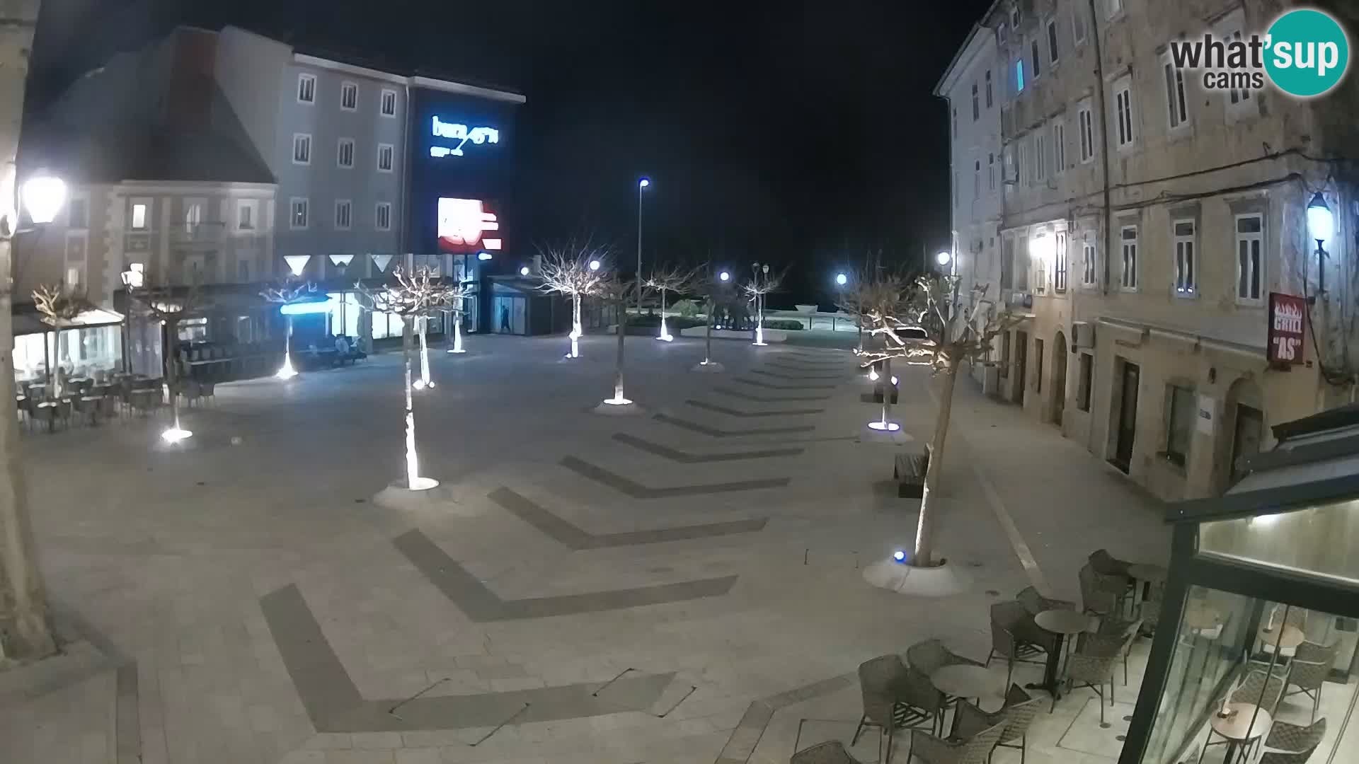 Zentrum der Stadt Senj – Pavlin platz – Live Cam Dalmatia