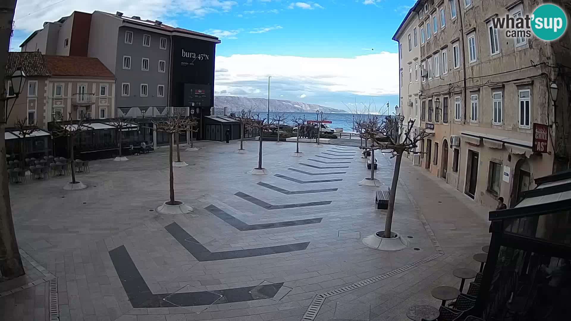 Zentrum der Stadt Senj – Pavlin platz – Live Cam Dalmatia