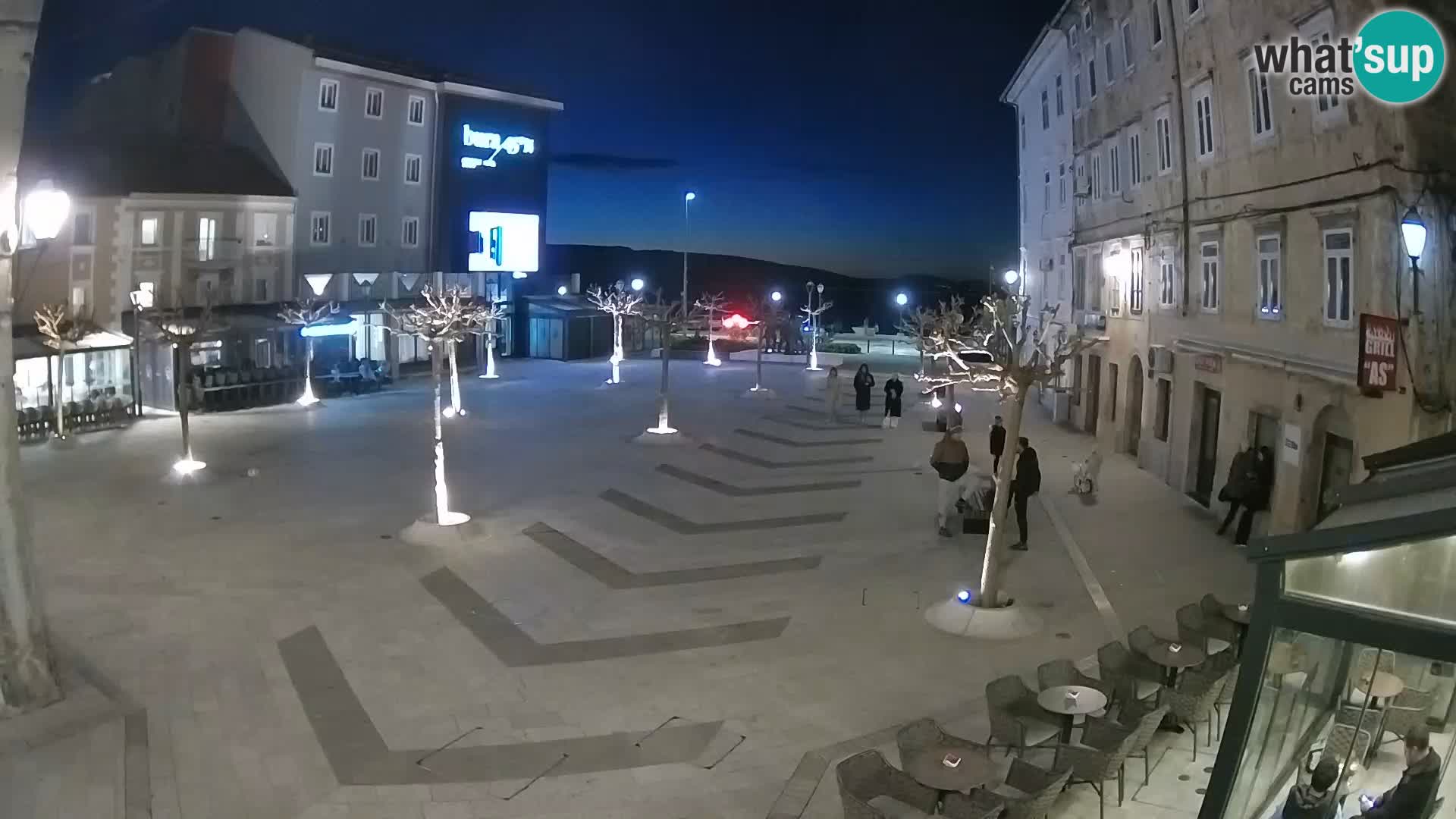 Center mesta Senj – Pavlinski trg – spletne kamere Dalmacija