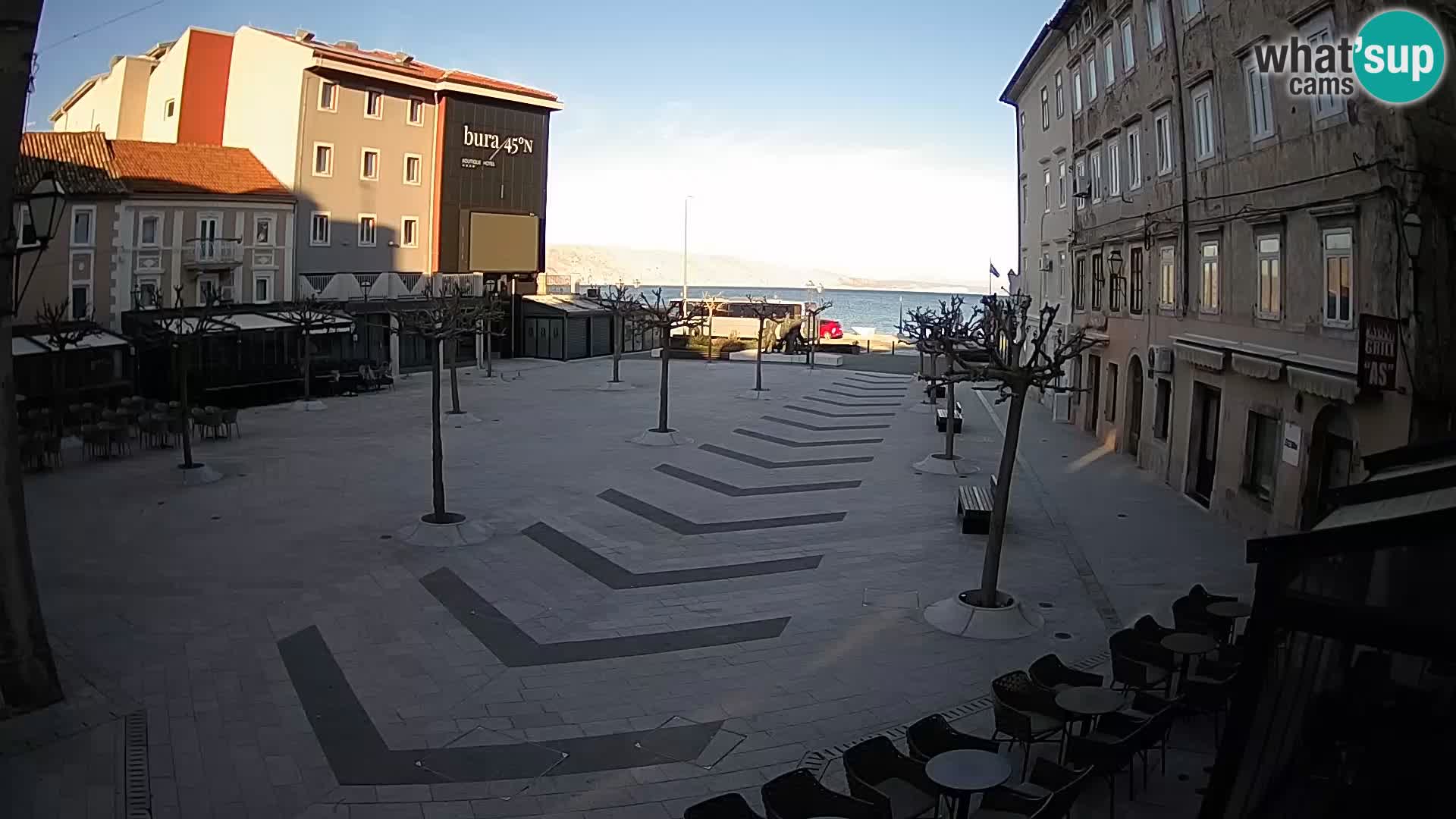 Center mesta Senj – Pavlinski trg – spletne kamere Dalmacija