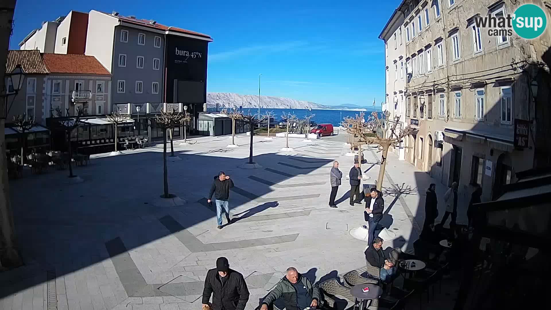 Centar grada Senja – Pavlinski trg – web kamere Dalmacija