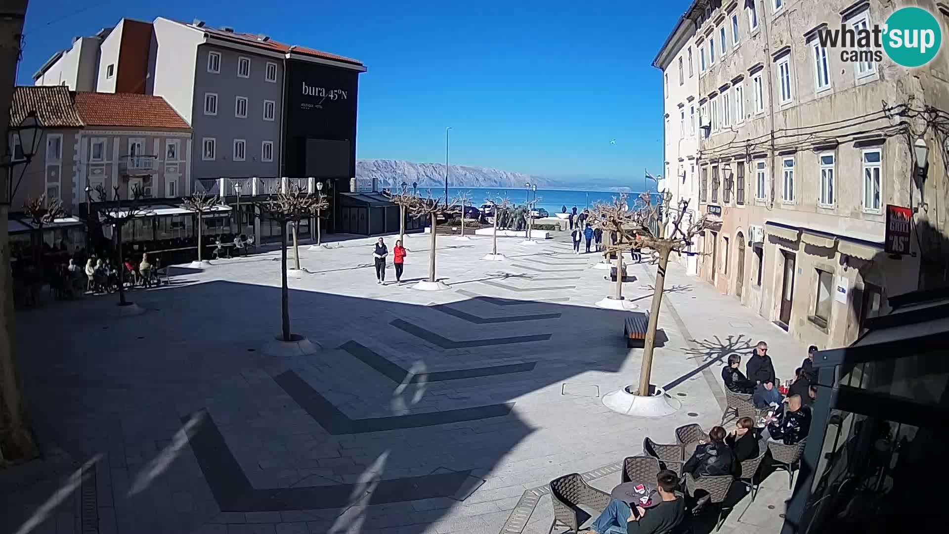 Center mesta Senj – Pavlinski trg – spletne kamere Dalmacija