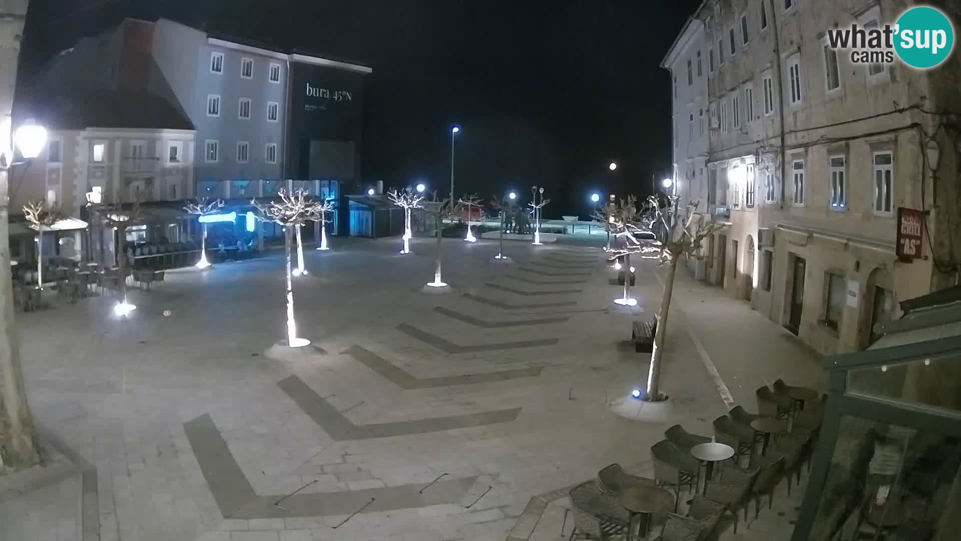 Zentrum der Stadt Senj – Pavlin platz – Live Cam Dalmatia