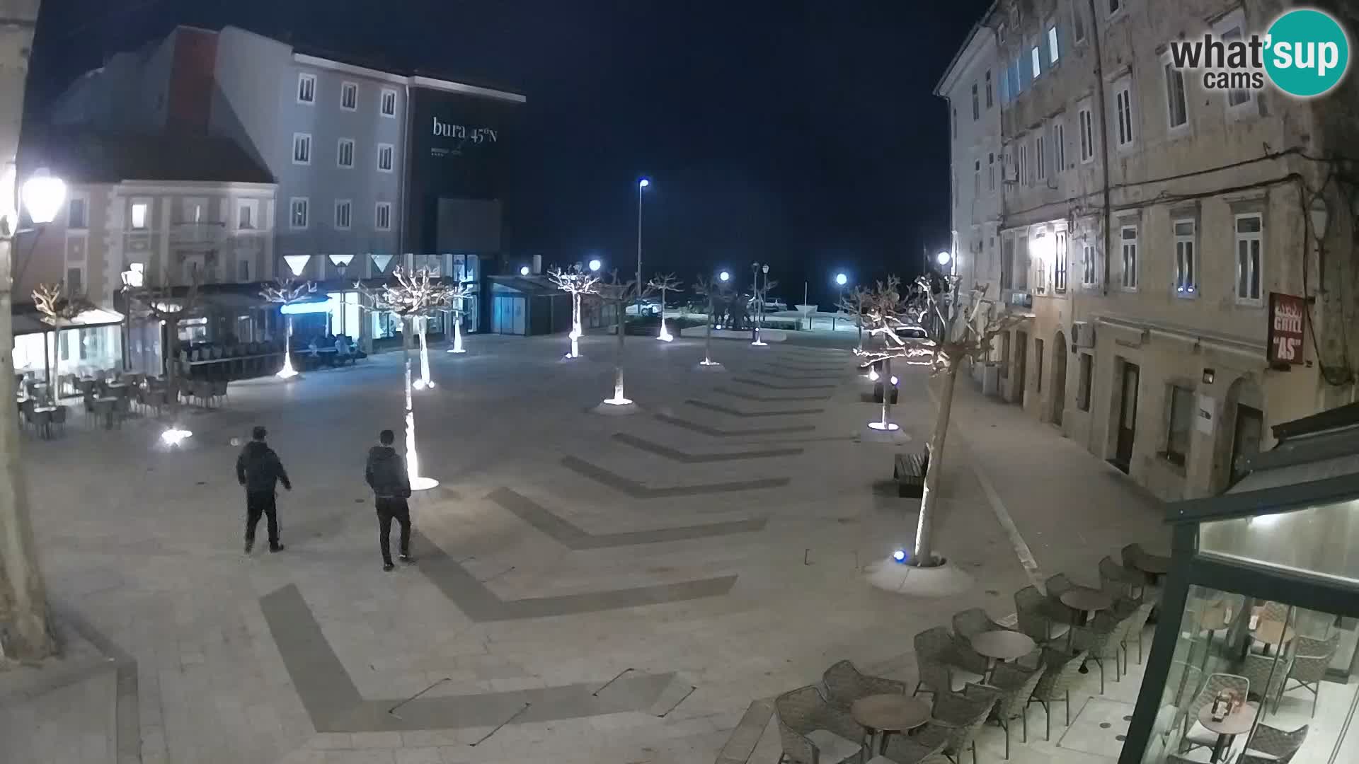 Zentrum der Stadt Senj – Pavlin platz – Live Cam Dalmatia