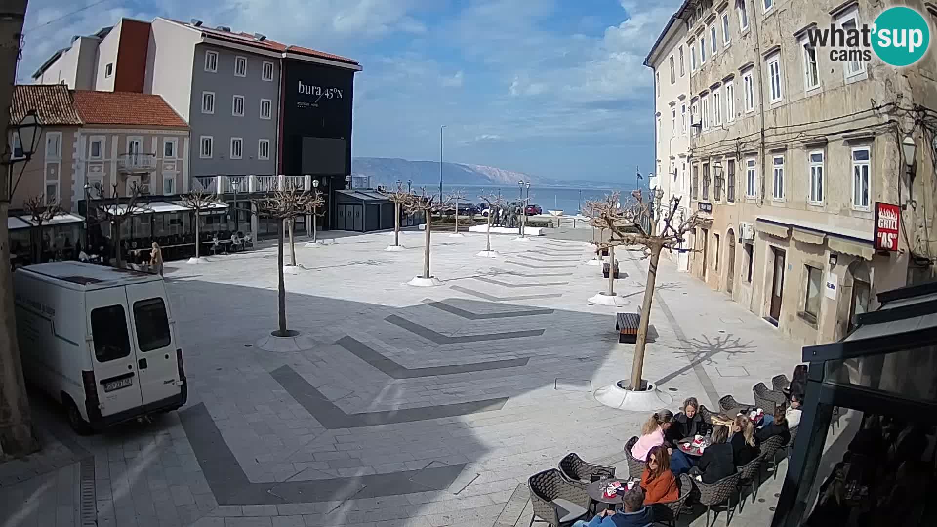 Zentrum der Stadt Senj – Pavlin platz – Live Cam Dalmatia