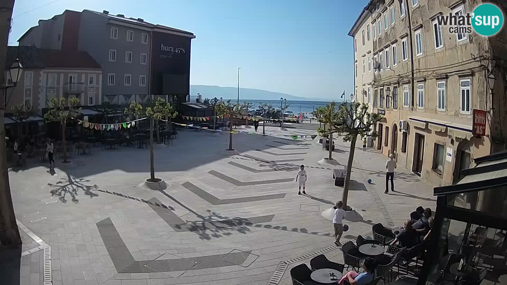 Centro de la ciudad de Senj – plaza Pavlin – Live Cam Dalmacia